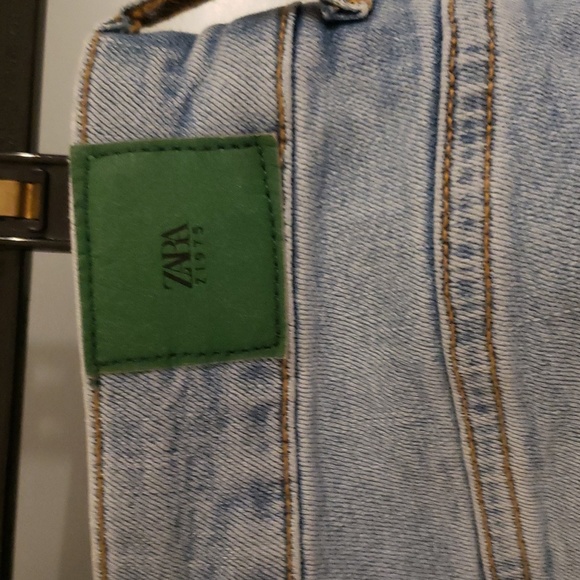 Zara Light Blue Bell Bottom Flare Jeans - Picture 3 of 4